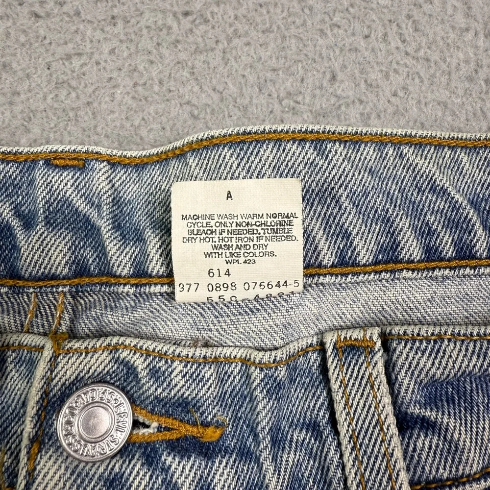 Vintage 90s Levi’s 550‎ jeans